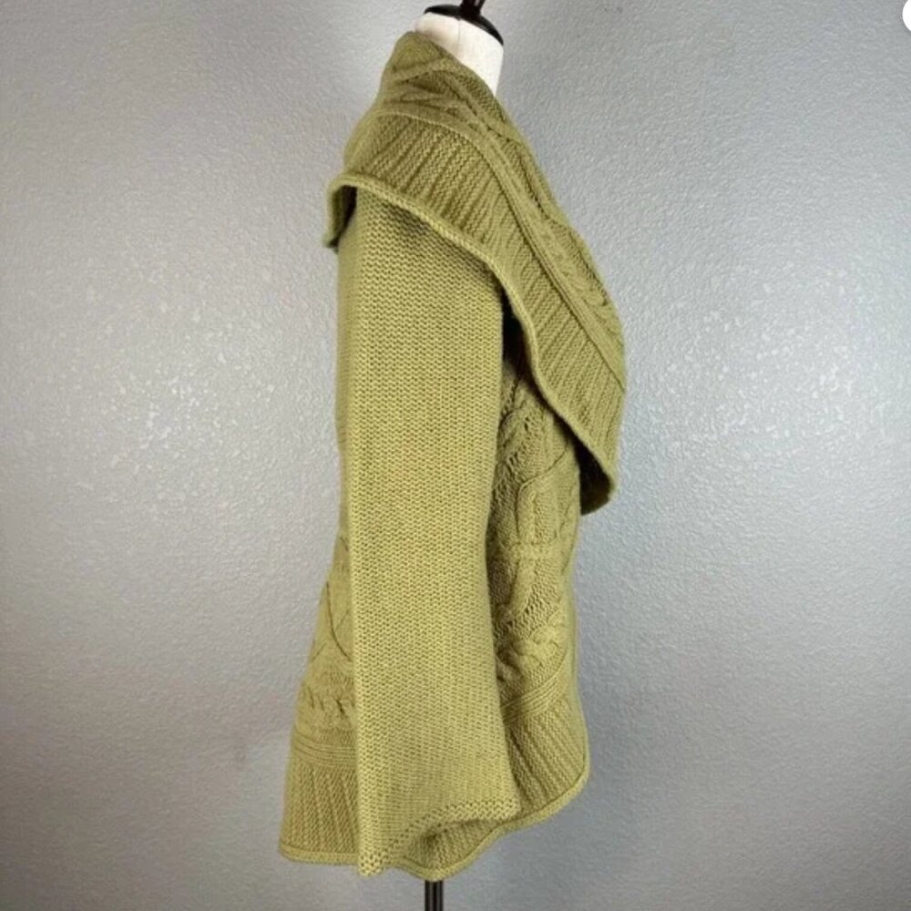 Sundance Women's Cable Knit Wrap Cardigan Sweater M Green 100% Merino Well - Picture 3 of 9